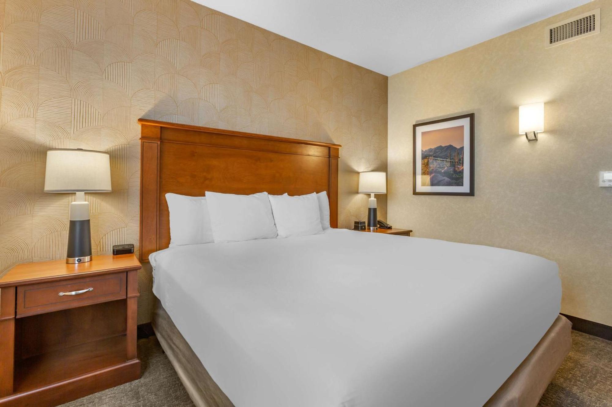 Drury Plaza Hotel Phoenix Tempe Esterno foto